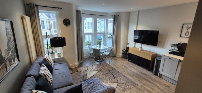 Ship Shape Bristol Fashion