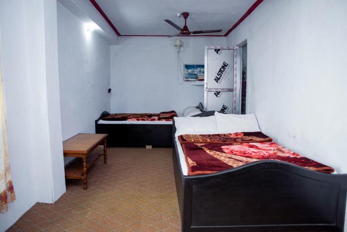 Double Lake View Homestay