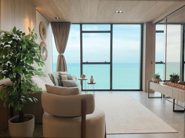 High Standard Premium Apartment Sea Front Balcony New Time 1208