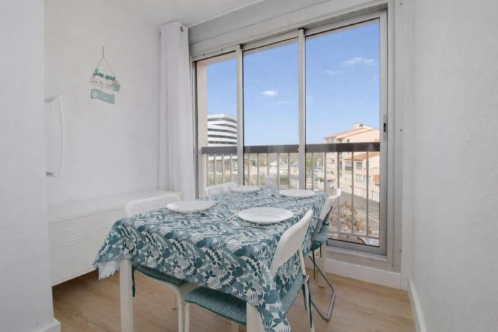 Rodella by Pom, centre port, climatisation