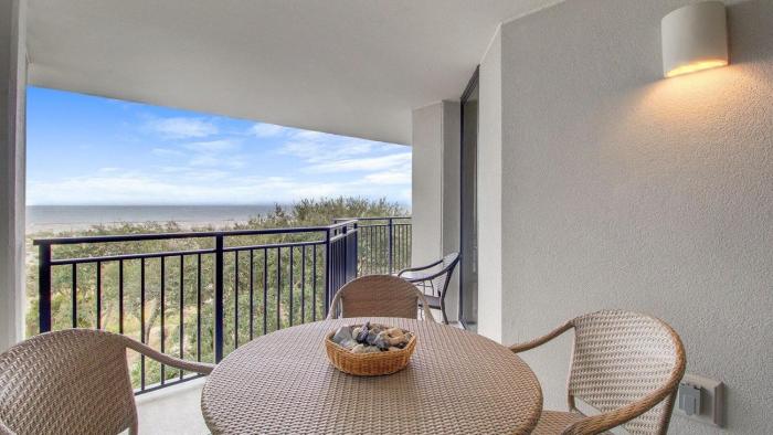 322 D Shipwatch by AvantStay Community Pool Access Close to Beach