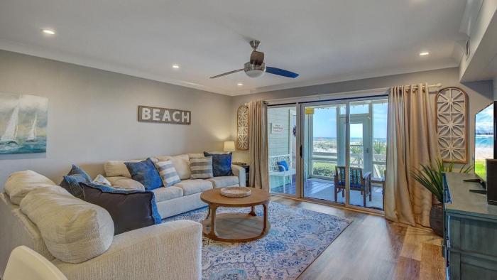 11B Mariners Walk by AvantStay