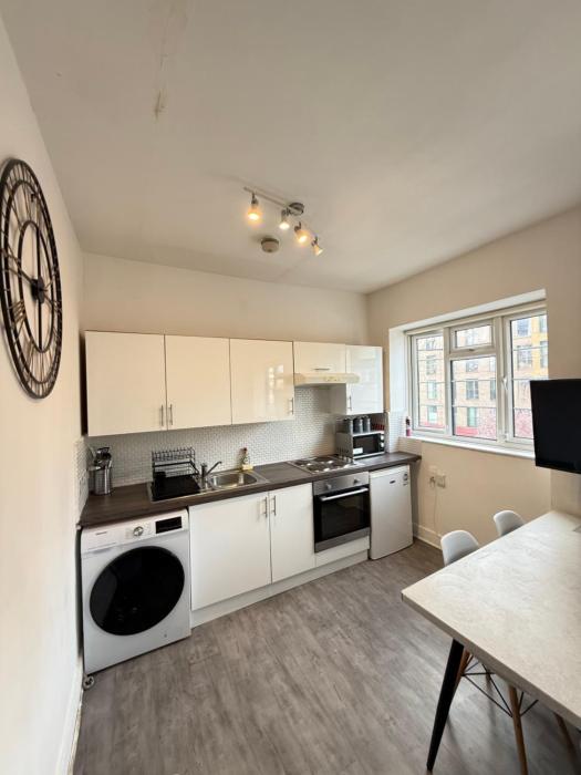 Flat C Camend Town
