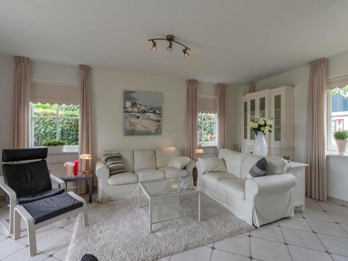 Villa in Callantsoog near the Beach