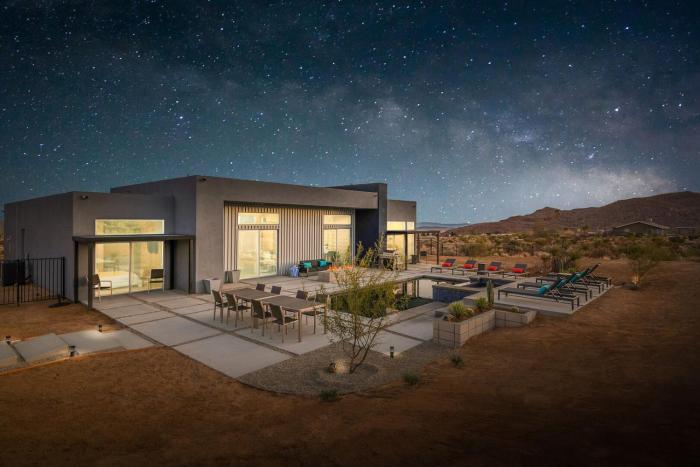 Alta House by Fieldtrip Near Park Entrance with Pool Spa Casita