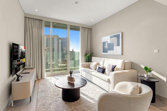 FIRST CLASS 2BR Ain Dubai & Marina Skyline