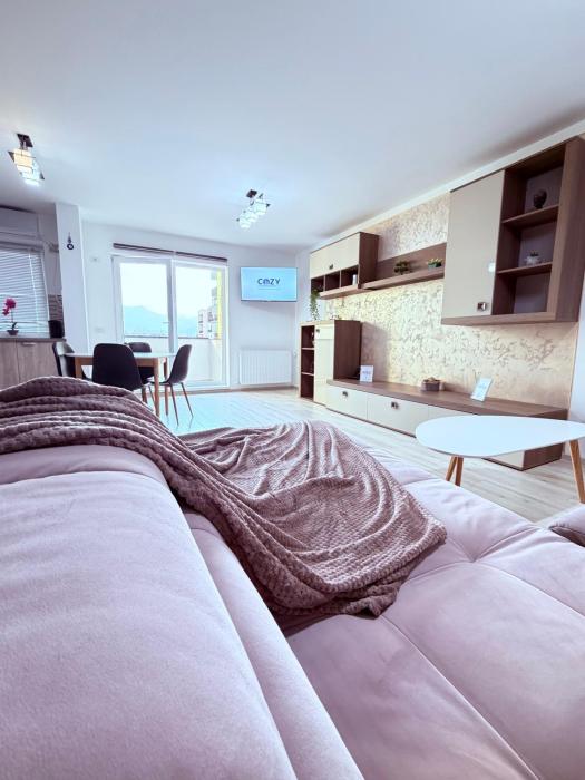 Luxury Collection Apartments - Coresi Mall Area