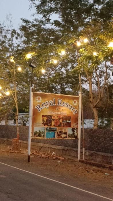 Royal Resort