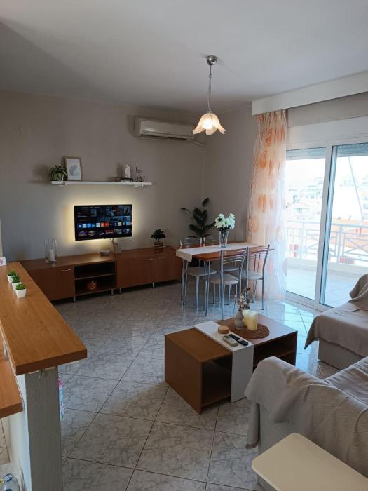 Nikis Apartment