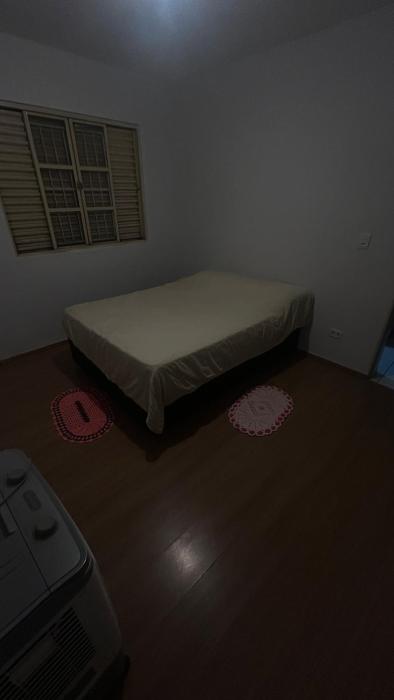Room 10 min from the Speedway MotoGP Garage