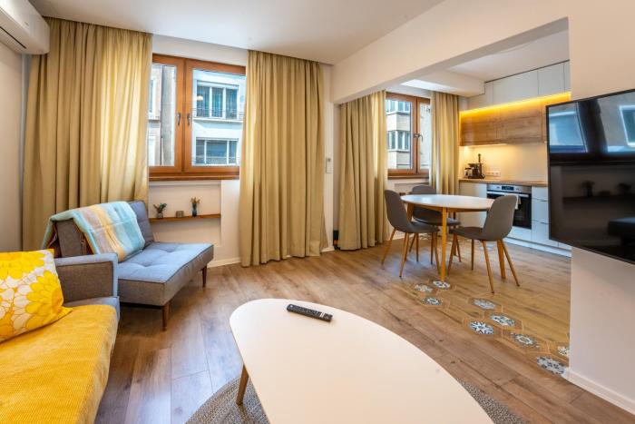 The Secret Garden 2 Bedroom Apartment next to NDK