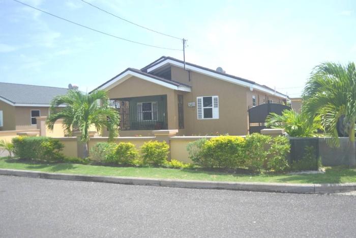 Welcome to Paradise Home 2