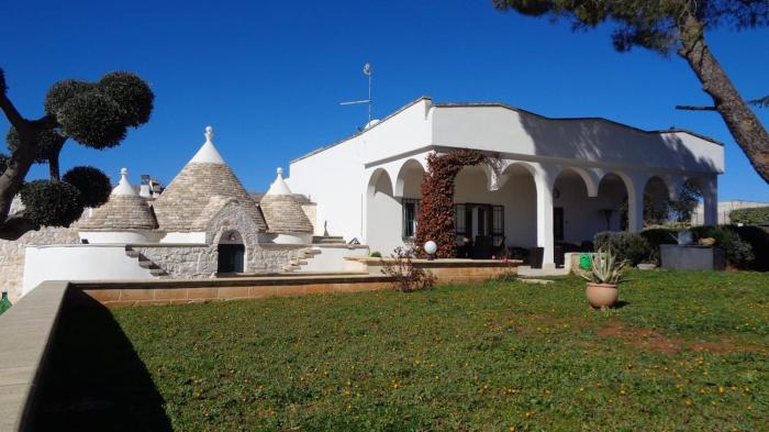 Luxury Country Villa with Pool in Puglia