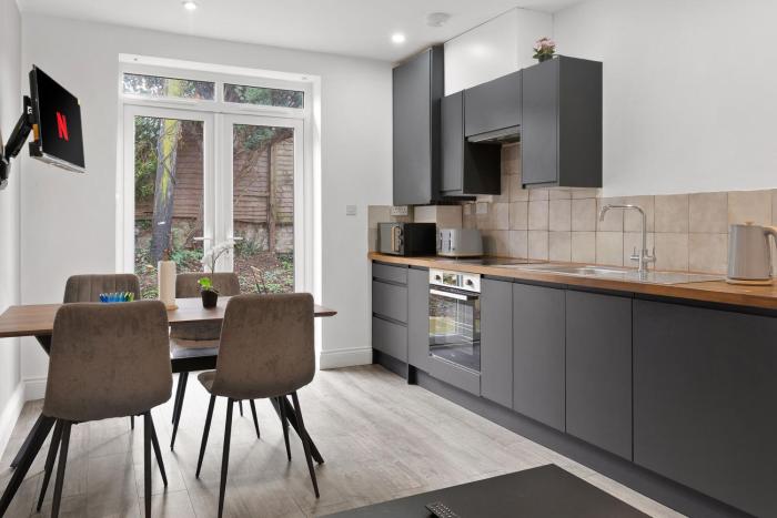 Cosy 2 Bed-4 guests-Garden-Parking&WiFi