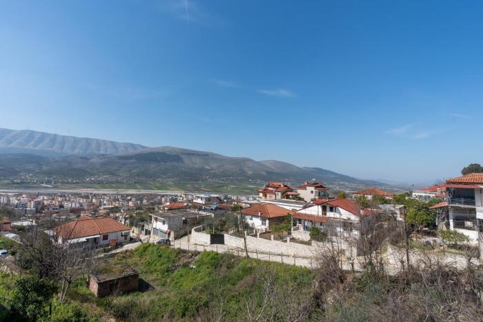 Villa Fremi Berat