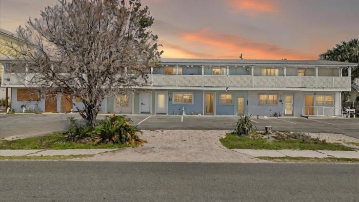 Sea Spray - Premium Location Downtown, Gulf Views!