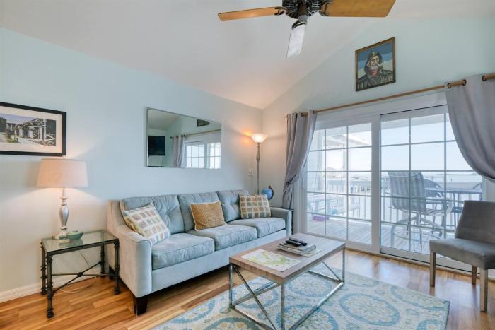 High End Corner Unit at Island Place 208!