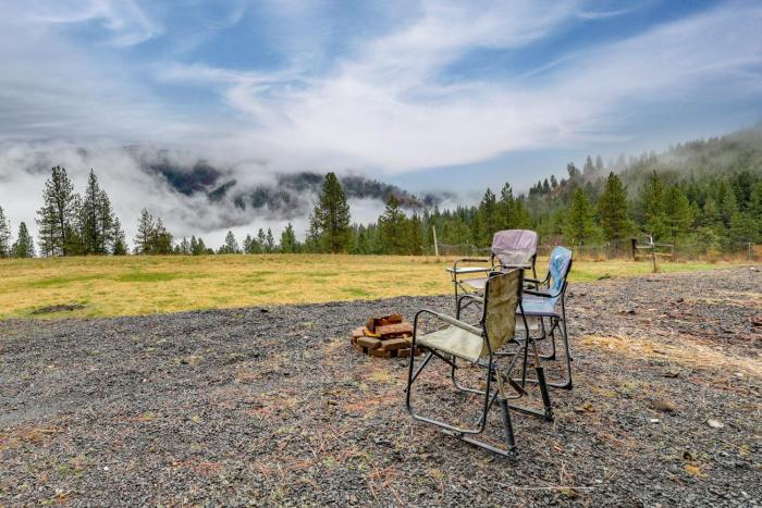 All-Season Mtn Retreat! 5 Mi to Dtwn Grangeville