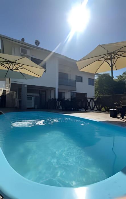 Casa com Piscina|Ampla,Climatizada,Estacionamento