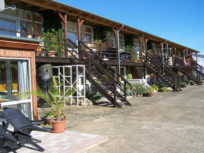 Mobile Home im Ferienpark mit Seezugang