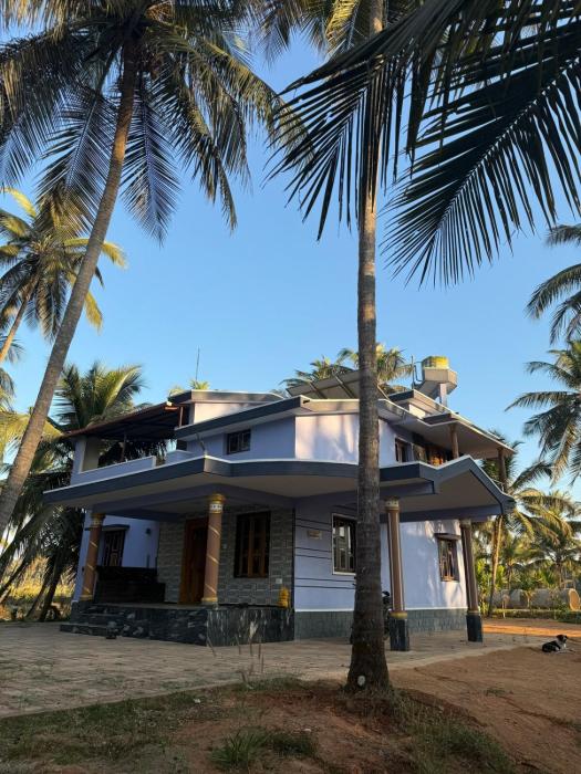 Divine Mercy-River Front Homestay