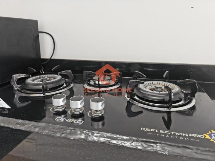 Cozy 1BR Southgate Apt Gym, Pool Wi-Fi