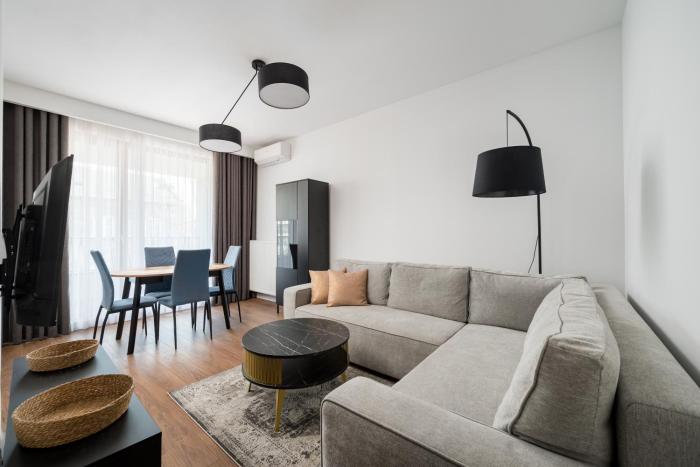 Wola Karolkowa Superior Apartment by BookingHost