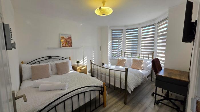 Nice Living Serviced Accommodations 15