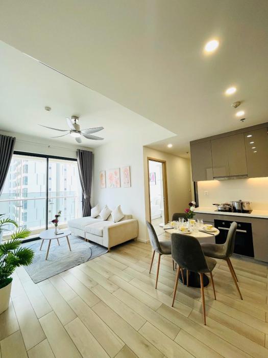 2 Bedroom Masteri Center Point A
