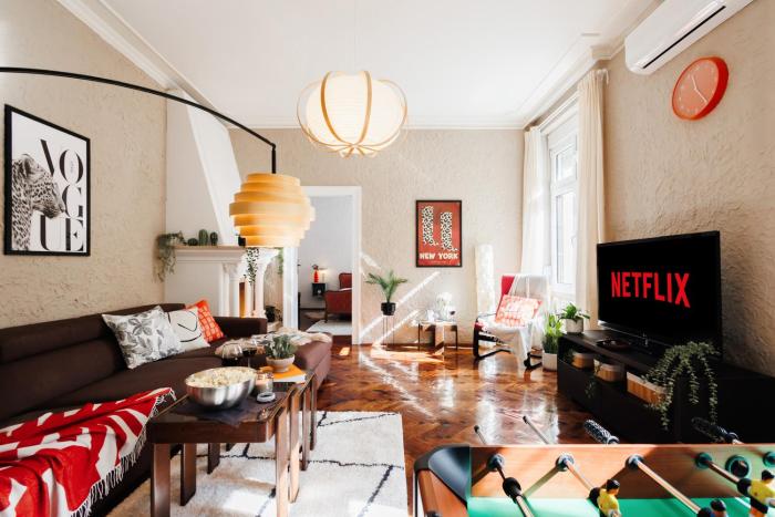 Fireplace Magic 108m2 with Balcony & Foosball