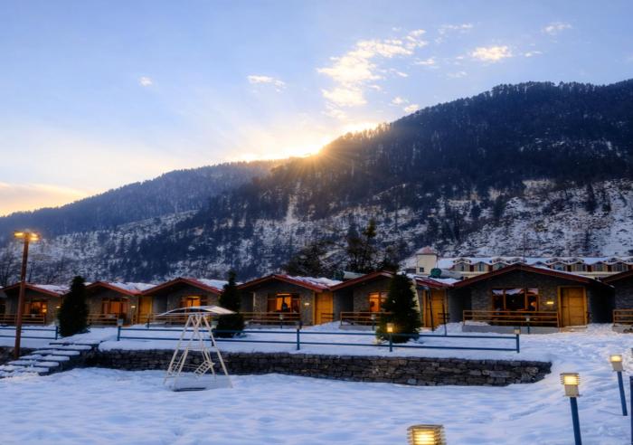 Flora Hills Manali