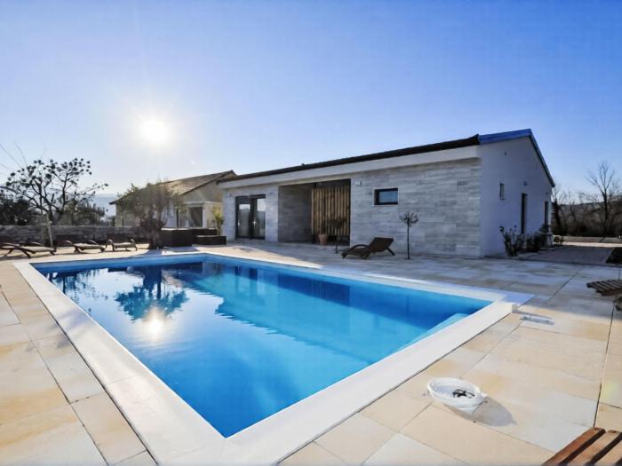 Holiday Home Ivy by Interhome