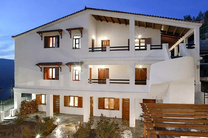 Goura Guesthouse Lake Doxa Mountain Retreats