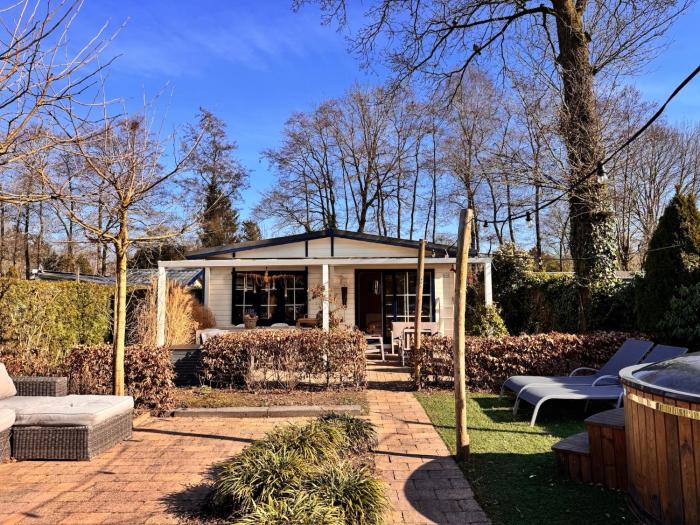 Casa El Nido with private hottub