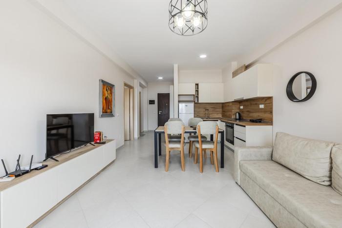 Ivory Rose Apartment