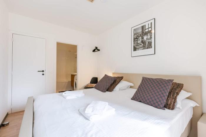 Casiola - Bright & Stylish Apartment with Balcony