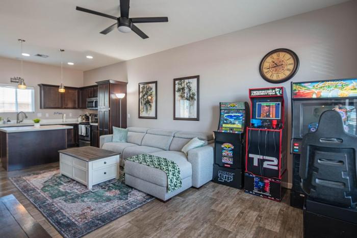 Cozy Farmhouse Central Valley Home