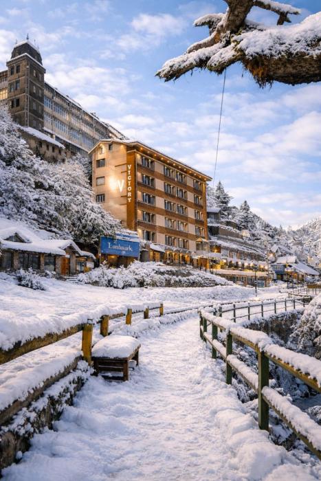 Hotel walking distance to Mall Road