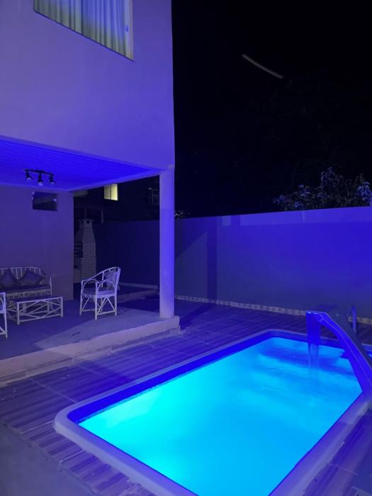 Seasonal house in Barra do Pojuca com 3 quartos e 4 banheiros, dentro de Condomínio