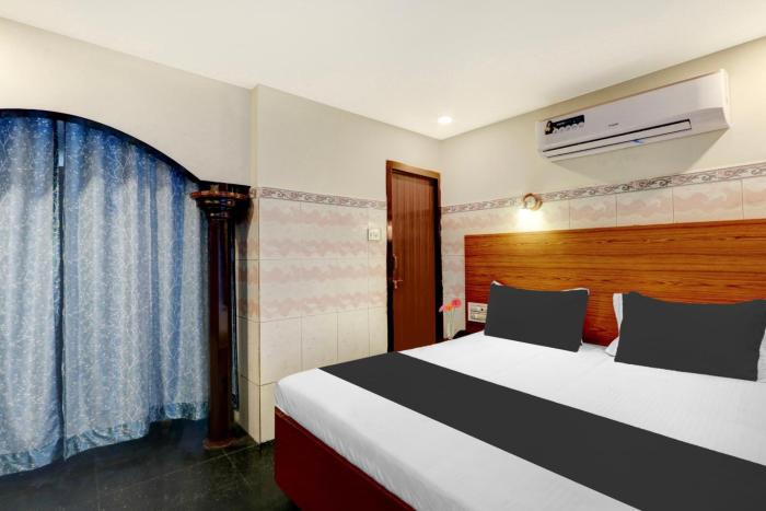 Hotel O Hanuman Pet Near Railway Station