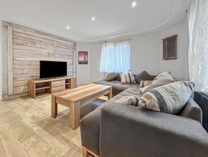 Le Diderot - Spacieux & Garage Privé Double