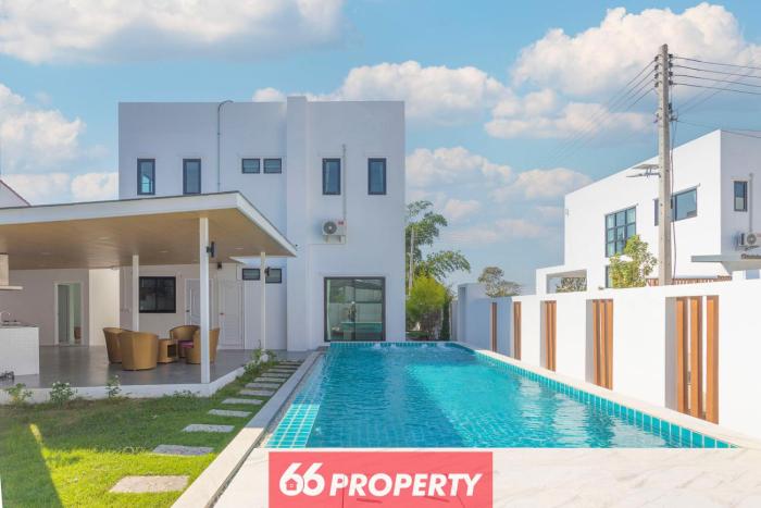 Sunset Breeze 5BR Pool Villa