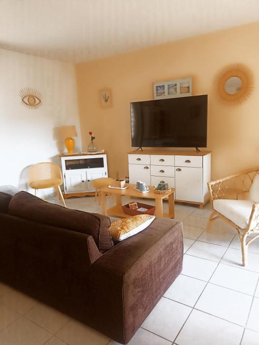 Mauguio-Carnon Appartement, Tout Confort, Clim, Wifi, Balcon, Parking privé couvert, 15 min de la Mer, de Montpellier