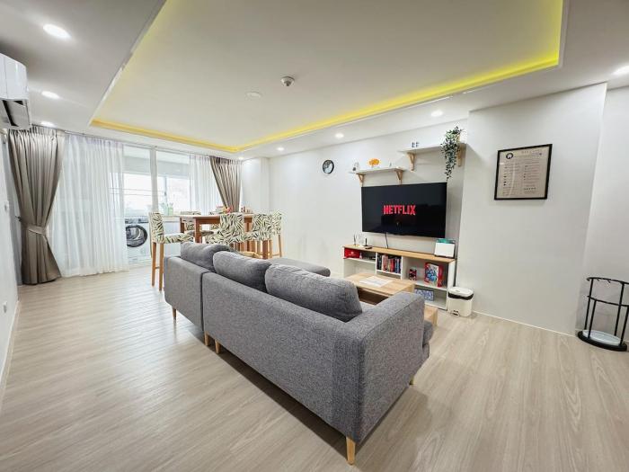 ChaoYen Hideaway Self Check-in Private Apartment with City View - 5 min BTS