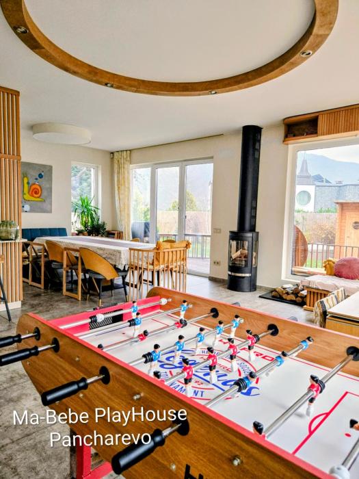 Ma-Bebe Summer PlayHouse --- Family Oasis, Lake and Woods, Jacuzzi, Sauna, Playground --- Outside guests are not allowed