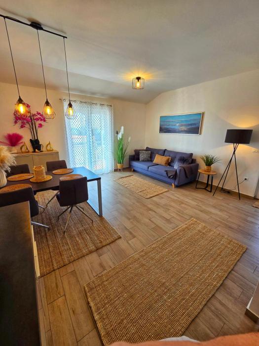 BlueBay Apartman