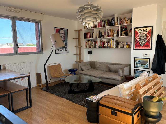 Appartement sous les toits BX Bastide