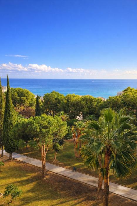 Bonito y moderno estudio con vistas al mar