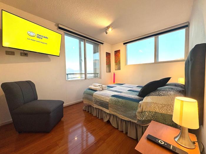 Amazing view of Santiago con parking