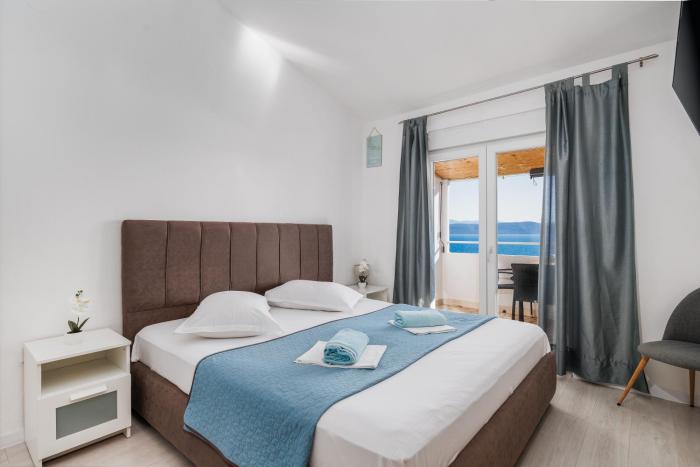 Apartment A4 sea view Antonia